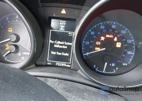 2017 Toyota Corolla Im z USA, uszkodzony, nr VIN JTNKARJE6HJ550244